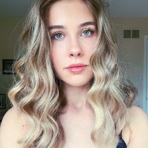 Meet your Posher, Ellie